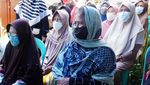 Bantuan Sembako untuk Ibu-ibu Terdampak COVID-19