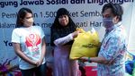 Bantuan Sembako untuk Ibu-ibu Terdampak COVID-19