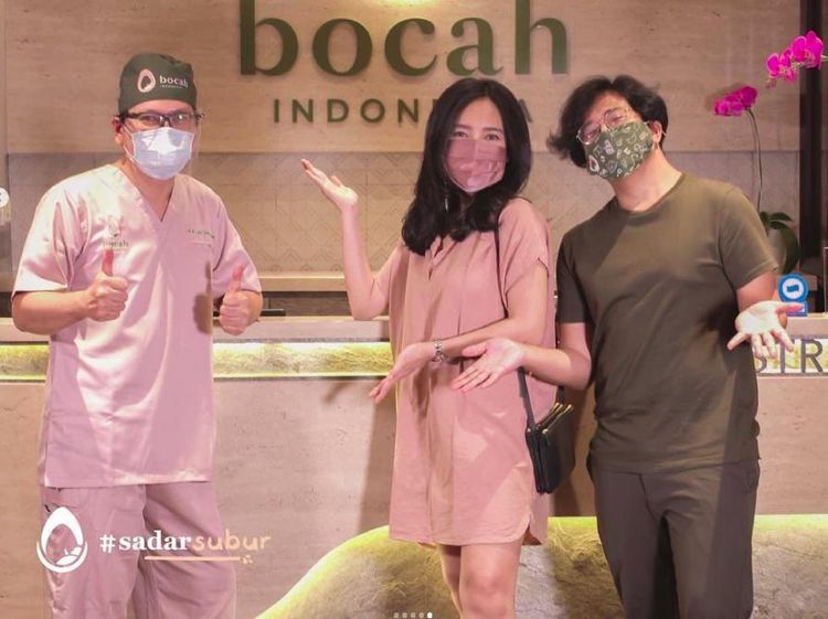 7 Senyum Dea Ananda Hamil Anak Pertama Usai 12 Tahun Menikah