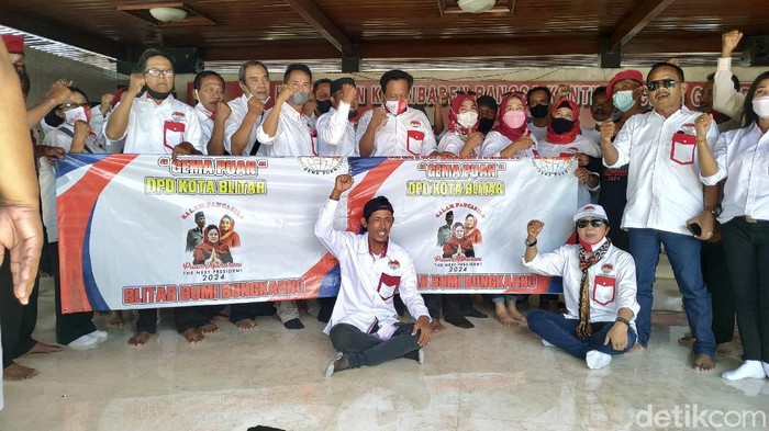 Ormas Gema Puan menggelar deklarasi Puan The Next President di Blitar. Mereka ingin menunjukkan perlawanan kepada aksi buzzer yang mengadu domba dengan pencitraan sesama kader PDIP.