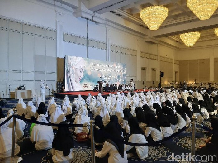 Acara 40 Harian Vanessa Angel yang digelar Doddy Sudrajat dan Milano Lubis di The Tribrata.