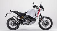 Pada versi konsepnya, Ducati menggunakan platform Scrambler untuk Desert X ini. Namun pada motor yang diproduksi massal, Ducati membenamkan sasis serba baru dengan model tubular steel trellis. Foto: dok. Ducati