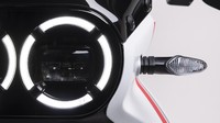 Dilansir dari RideApart, Ducati Desert X akan mulai tersedia di Ducati Global pada Juni 2022 dengan banderol mulai dari $ 16,795 atau setara dengan Rp 241 jutaan. Namun hingga saat ini belum ada kabar dari Ducati Indonesia tentang kehadiran motor bergaya rally dakar ini. Foto: dok. Ducati