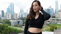 DJ identik dengan dunia malam, hal itu juga yang kerap ditanyakan ibunya. Foto: Ari Saputra/detikHOT