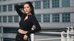 Pesona Elvira Devinamira Pamer Perut