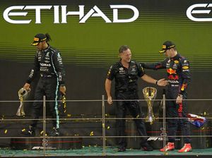 Mercedes Protes Gelar Juara Verstappen, FIA Menolak!