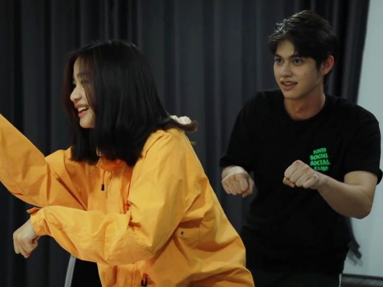Chemistry Kuat Bright Vachirawit dan Tu Tontawan di BTS F4 Thailand
