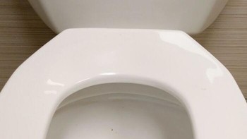 Membuat tag nama. Foto: Boredpanda