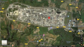 Pembangkit Nuklir AREVA La Hague, Prancis. Di Google Maps, tempat ini hanya ditampilkan dengan rupa gambar berpiksel. Foto: Google Maps