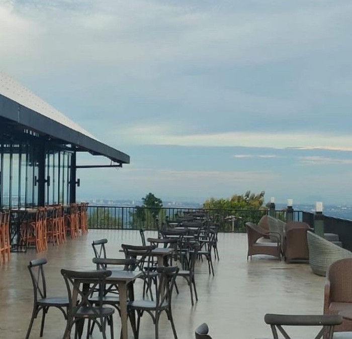 Galeri Kafe View Gunung Adem dan Sejuk! 10 Kafe di Bogor Ini Punya Pemandangan Gunung Indah