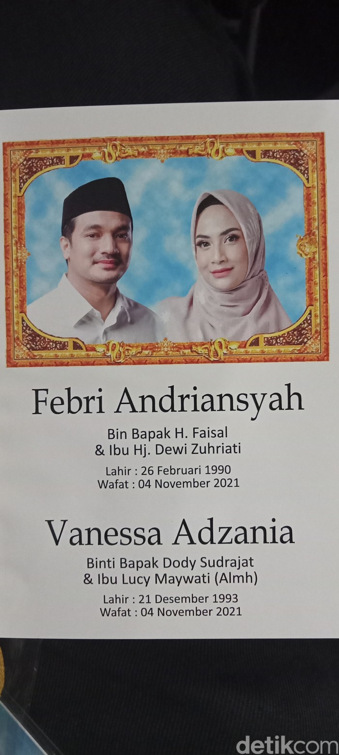Acara pengajian 40 harian Vanessa Angel dan Bibi Ardiansyah yang digelar di kediaman keduanya.