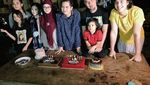 Harmonis! Momen Ahmad Dhani dan Mulan Jameela saat Makan Bareng Keluarga