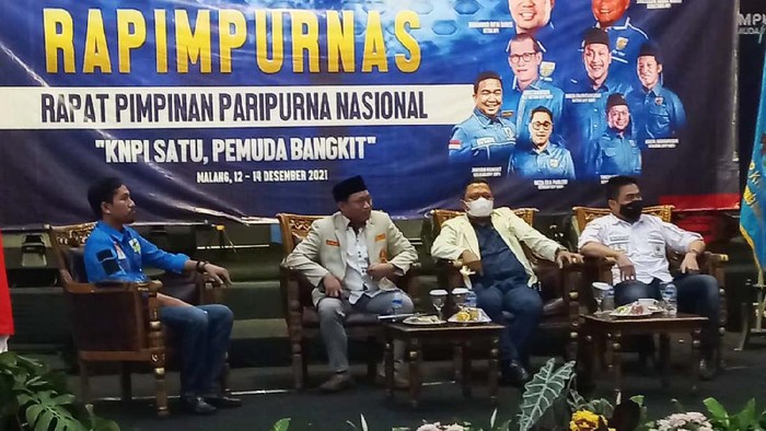 KNPI Gelar Diskusi Moderasi Milenial Lintas Agama KNPI gelar rapat pimpinan paripurna nasional (Rapimpurnas) di Malang. Acara juga diisi dengan diskusi bertema
