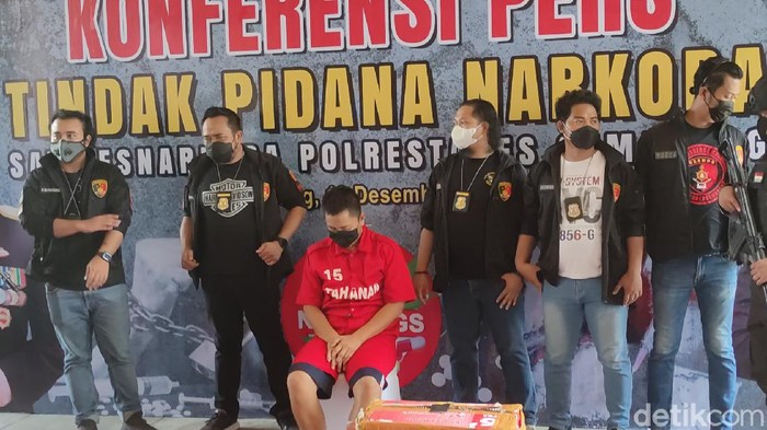 Kurir sabu 8,4 kg asal Kalteng dibekuk Polrestabes Semarang
