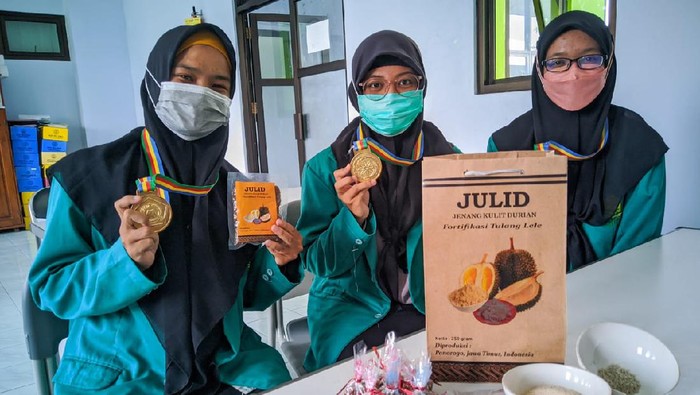 mahasiswa IAIN Ponorogo juara 1 bikin jenang berbahan dasar kulit durian
