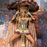 Kostum nasional dari Maristella Okpala ini didesain oleh desainer Filipina, Kennedy Jhon Gasper. Kennedy pada 2021 ini juga mendesain kostum nasional untuk finalis Haiti di ajang Miss Grand International 2021. Foto: Instagram