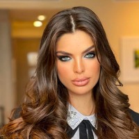 Punya fitur wajah tegas dengan sorot mata indah, Nadia adalah model ternama di negaranya. Dia telah bergabung di agensi modelling di Amerika Serikat dan tampil di New York Fashion Week. Foto: dok. Instagram/@nadiatferreira