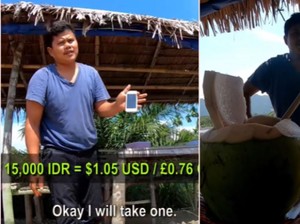 Keren! 5 Penjual Makanan Ini Jago Bahasa Inggris saat Layani Bule