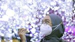 Pusat Perbelanjaan Berhias Pernak-pernik Natal