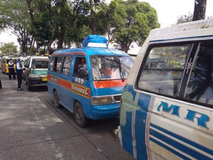 Harga BBM Naik, Tarif Angkot di Medan Naik Rp 1.500