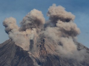 Masa Tanggap Darurat Erupsi Semeru Jadi 14 Hari Cari 9 Korban Hilang