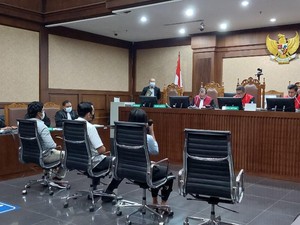 Saksi Tirukan Ucapan Eks Penyidik KPK Usai dari Rumah Azis: Nama Abang Aman