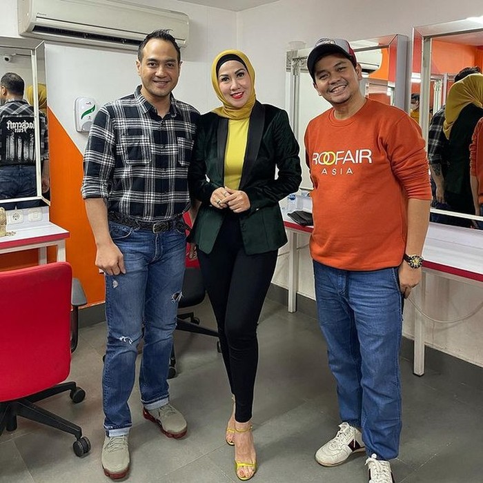 Venna Melinda dan Ferry Irawan Venna Melinda dan Ferry Irawan