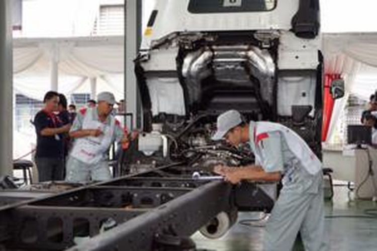 Adu Terampil Mekanik Isuzu