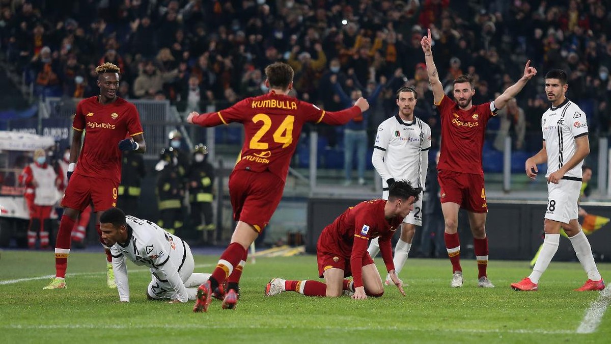 AS Roma menang 2-0 atas Spezia di lanjutan Liga Italia. (Foto: Getty Images/Paolo Bruno)