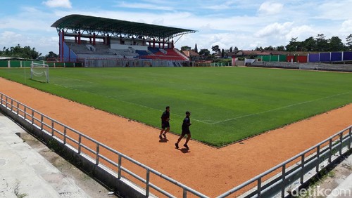 Kabupaten Boyolali kini memiliki stadion sepakbola baru. Stadion baru ini lebih representatif dengan lapangan dan rumput yang halus. Namanya stadion Kebogiro.