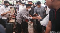 Untuk diketahui, Abraham Lunggana atau Haji Lulung meninggal dunia di RS Harapan Kita Jakarta, Selasa, 14 Desember 2021, pukul 10.51 WIB.