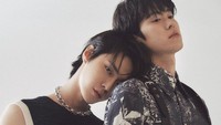 Momen ini bikin fans tersentuh melihat kedekatan antara Doyoung dan Gong Myung. (Foto: dok. Instagram @do0_nct) 