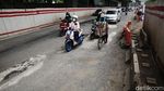 Hati-hati! Jalan Rasuda Said Jakarta Makin Rusak