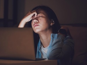 Cemas Saat Bekerja? Praktisi Meditasi Sarankan Napas Seperti Bayi, Ini Caranya