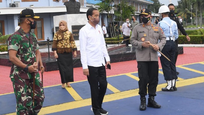 Jokowi bertolak ke Jateng (Foto: Rusman - Biro Pers Sekretariat Presiden)
