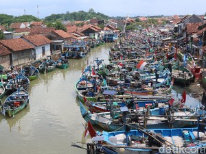 Jeritan Hati Nelayan Jepara Seminggu Tak Melaut Gegara Cuaca Buruk