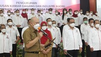 Kadin Jakarta Timur diharapkan bersinergi dan berkolaborai dengan Pemerintah Kota Administrasi Jakarta Timur untuk fokus mendorong para pengusaha kecil untuk menggerakan kembali perputaran ekonominya di tengah pandemi COVID-19 khususnya pelaku UMKM.