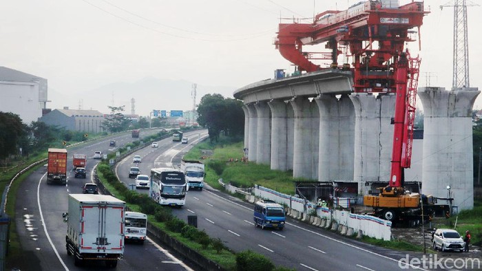Seperti ini penampakan terkini pembangunan Kereta Cepat Jakarta Bandung (KCJB) yang berada di kawasan Buahbatu, Kota Bandung.