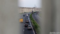 Kereta Cepat Jakarta-Bandung (KCJB) dirancang untuk mampu beroperasi hingga kecepatan 350 km/jam.