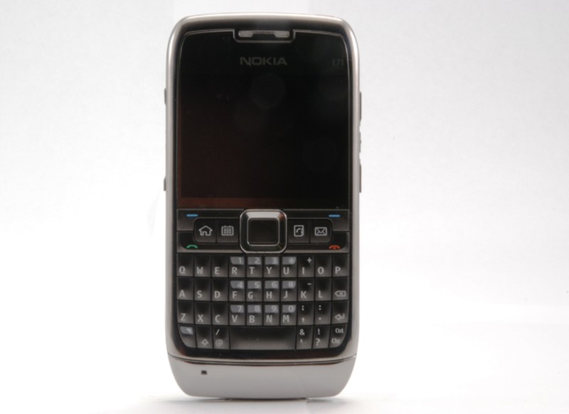 Nokia E71