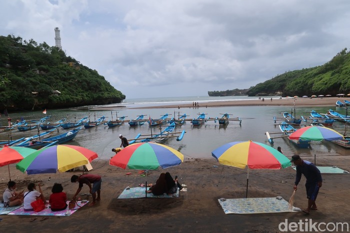 Pantai Baron di Gunungkidul