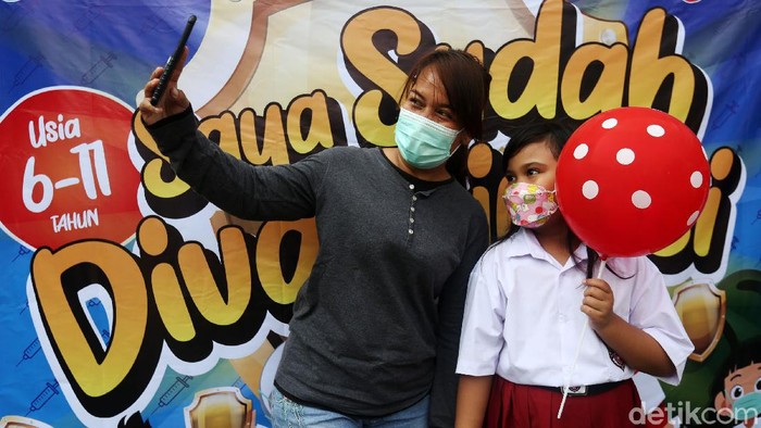 Terbaru! Jeda Vaksin COVID Anak 6-11 Tahun Vs Imunisasi Rutin Jadi 2 Minggu