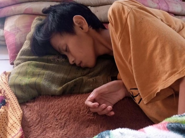Remaja di Pandeglang mengalami demam hingga tak bisa makan usai vaksinasi