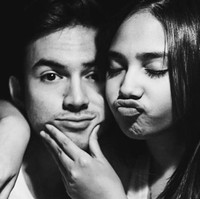 Usai kabar penangkapan Rizky Nazar menghebohkan publik, Syifa Hadju tampak mendapatkan banyak dukungan dari para netizen. Walaupun demikian, Syifa sendiri belum memberikan tanggapan terkait penangkapan kekasihnya itu. Foto: Instagram/@syifahadjureal