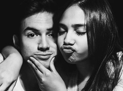 7 Foto Mesra Rizky Nazar & Syifa Hadju Sebelum Sang Aktor Ditangkap Narkoba