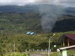 Barbar Kelakuan KKB Papua Bikin Sekolah Kembali Dibakar