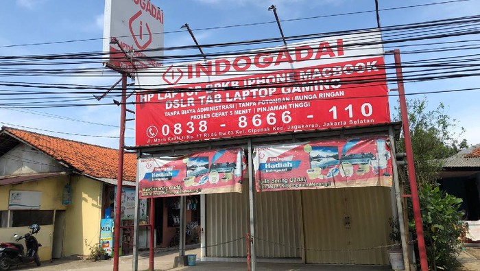 Toko Indo Gadai di Jl M Kahfi II, Jagakarsa, Jaksel jadi sasaran perampok berpistol