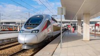 Casablanca express, jalur kereta berkecepatan tinggi khusus pertama di Afrika hingga 320 km per jam antara kota pelabuhan Tangiers dan Casablanca. (CNN)