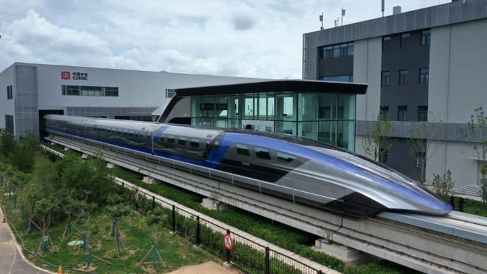 10 kereta paling cepat di dunia