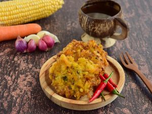 Menu Harian Ramadan ke-29: Ada Ayam Rica dan Bakwan Jagung Renyah Buat Buka